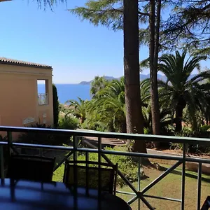  Appartement Duplex Vue Spendide, Terrasse Piscine Jardins Parking